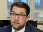 Hoggaamiyaha SD Jimmie Åkesson oo ku baaqay in si ku meel gaar ah loo joojiyo masaafurinta dhalinyarada
