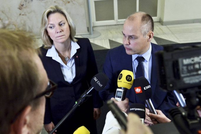 Dowlada Sweden oo dooneysa in ay Mamnuucdo Kooxaha Cunsuriyiita ee Dalka ka jira..