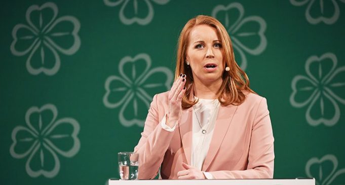 Swedhan Xisbi ku biiray Qorshaha Sharciga lagu siinayo Dhalinayrada..