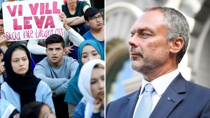 Xisbiga Liberalerna oo ku kala aragti duwan qorshaha Dowlada ee Sharciga lagu Siinayo dayarta ..