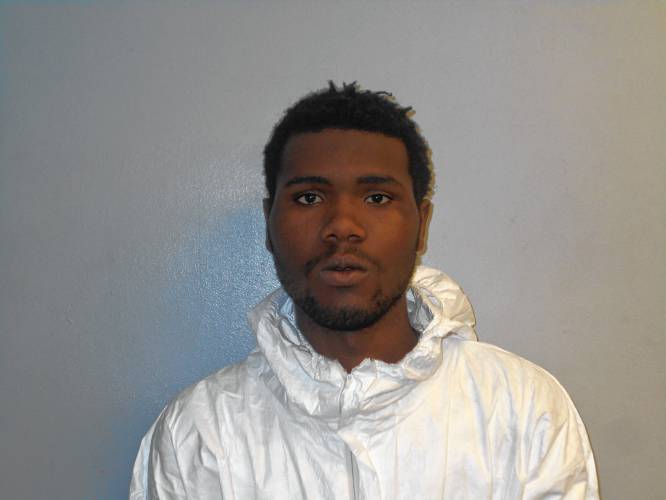 Sawiro Dalka Mareykanka Somali Gangis ah oo Rasaas isku Waydaarsaday Goob Xaflad ka socoto..