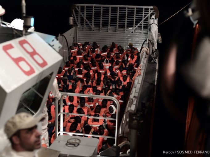 Sawiro Taliyaaniga oo diiday Markab siday 629 Muhaajiriin ah oo Bada laga soo badbaadiyay..