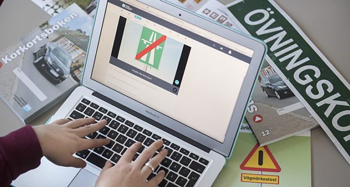 Qishka Lagu Sameeyo Imtixaanka Teoriga Gaariga oo leesku Ciqaabayo..