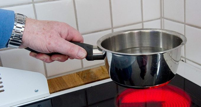 Dadka ku sugan Lidköping waa in ay iska karkariyaan biyaha ay isticmaalayaan..