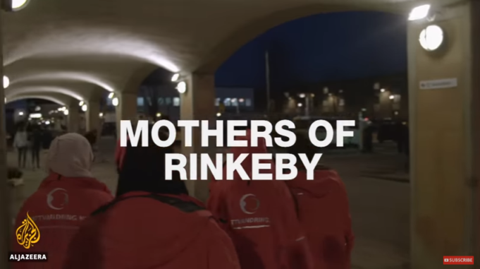 Daawo Muuqaal laga diyaariyay Xaafada Rinkeby hooyooyinka ku sugan oo Xiliga habeenki ka shaqeya.