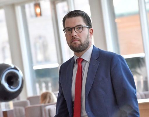 Jimmie Åkesson oo Sheegay in Xisbiyada Alliancen aysan Heynin badalka dhismaha Dowlad Cusub.
