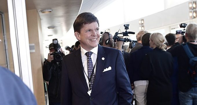 Afayeenka Barlamanka Sweden oo sheegay in codbixin aysan jirin kahor Chrismis-ka.