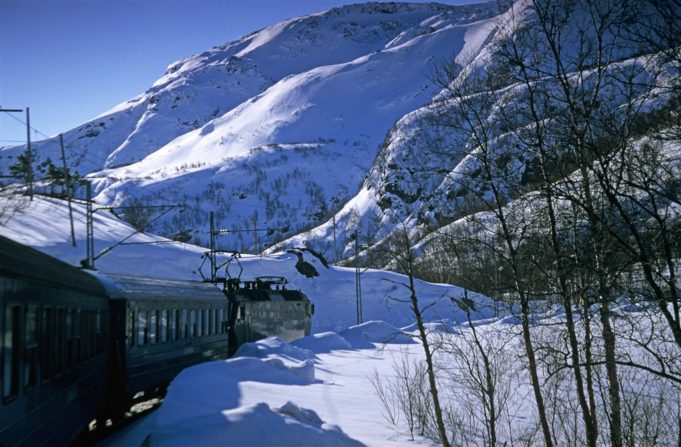 Qabowga Sweden oo dib u soo laabanaya mar kale iyo Baraf la rajeynayo