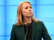 Annie Lööf Anaga ma dooneyno in aan martigalino Xisbiga Sverigedemokraterna.