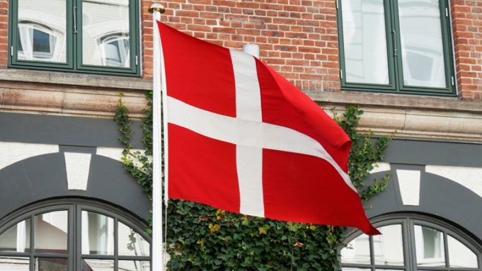 Waxaa lagu xukumay Shan sano oo Xabsi ah iyo Tarxiil Nin Somali ah oo Xaaskiisa u gacan qaaday