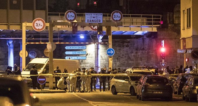 Booliska Faransiiska oo toogtay ninkii weerarka ka geestay Suuqa Kirismiska ee Strasbourg.