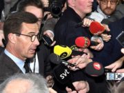 Xisbiga Moderaterna oo ku kala qeebsan Mamnuucida Xijaabka ee Iskuulada