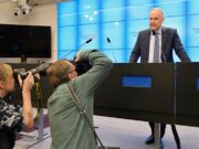 War Hada AH Xisbiga Vänsterpartiet oo Fasaxay Dowlada Stefan Löfven ee Socaildemokraterna.