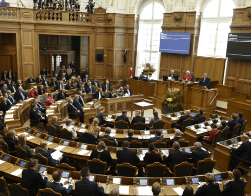 Denmark: Joojinta Qaxootiga la Musaafurinayo oo ka Socda Dalkaasi