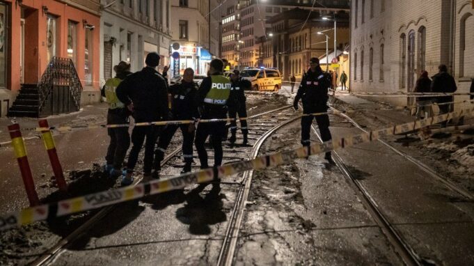 Shacabka Norway oo bilaabay xirashada iyo iibsashada dharka aanan karin tooreyda.