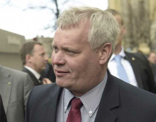 Dorashada Barlamaanka Dalka Finland oo ka hartay mudo shan isbuuc ah oo kaliya.