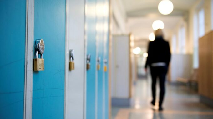 Göteborg Macalimad Xariir Galmo la sameesay Ardaygeda oo laga ceshtay ID-ga Macalinimo