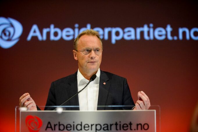 Xisbiga AP ” Dhaqaalaha halaga joojiyo Masaasjidka aan Haweenka ka dhigin Boqolkiiba 40% Maamulka”