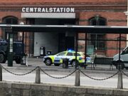 Booliska Malmö oo qof ku toogtay Bartamaha centralstation-ka ee Magaalada