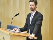 Xisbiyada Sweden oo ka dooday Ciqaabta Dhalinyada geesta Dambiyada