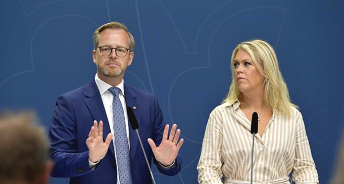 Dowlada Sweden oo dooneysa in la adkeeyo Sharciga iyo Ciqaabta Daroogada