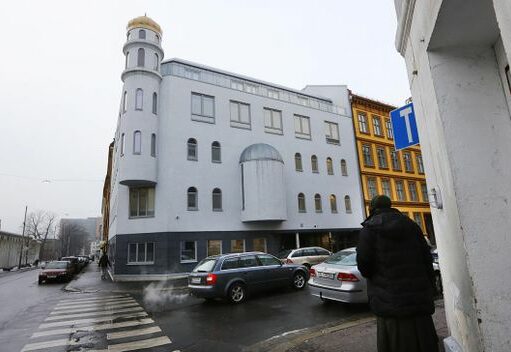 Khilaaf u dhaxeeya Maamulka Masaajidka Towfiiq oo sababay in lacagta Deeqda laga jarto