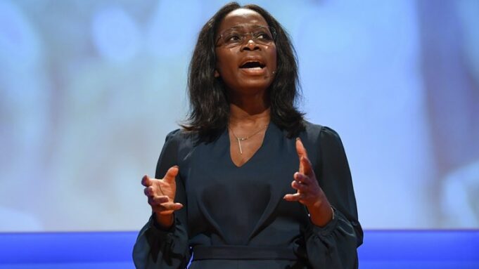 Xisbiga Liberalerna oo kasoo horjeestay Qoondada Xadidan ee Qaxootiga Sweden qaadaneyao