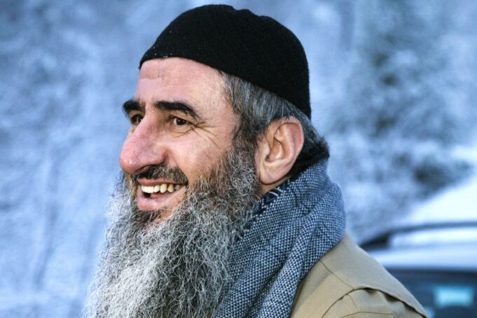 Norway Maxkamada Oslo oo Xukun Tarxiil ah ku riday wadaad Caan ah