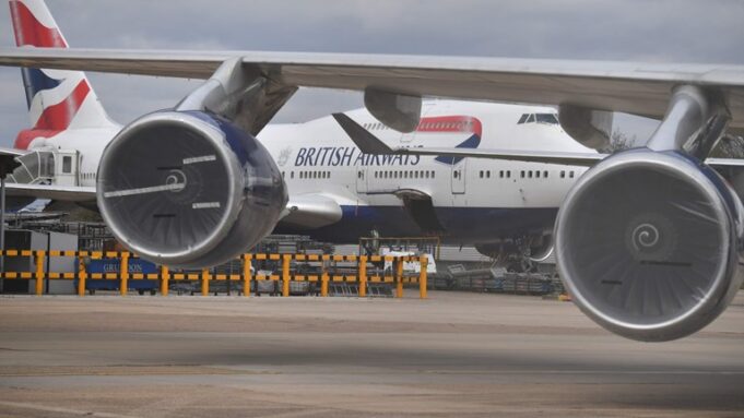 Duulimaadka Ganacsi ee Sweden iyo Uk oo la joojiyay