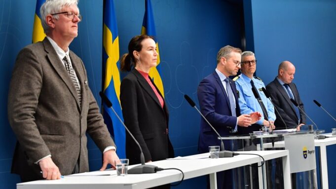 Dowlada oo Shir Jaraa’id kaga hadashey Sharciyada aan la raacin