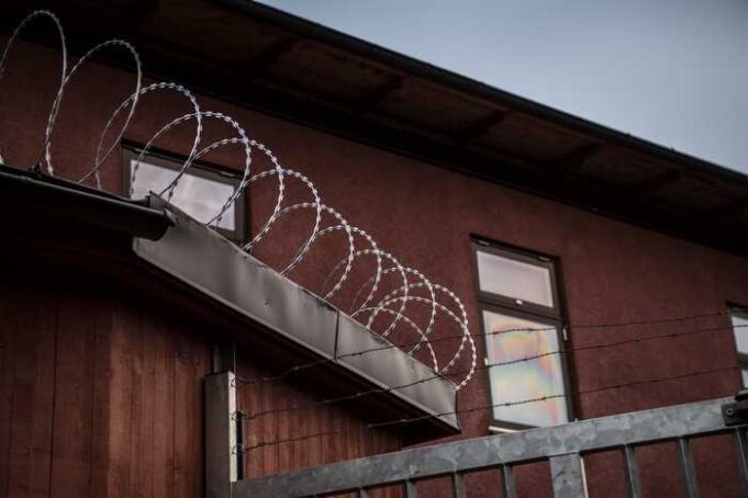 Qof Coronavirus ugu dhintay Xaruunta lagu hayo Qaxootiga ee Migrationsverket qeybta Märsta