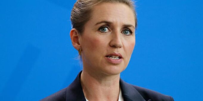 Dowlada Denmark oo ka hadashey Waqtiga la Qaadayo Xayiraada saaran Dalka iyo Shaqooyinka