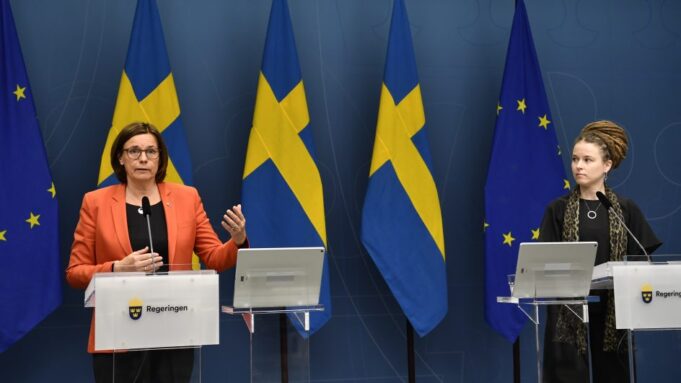 Dowlada oo 100 milyan ku caawineysa Dadka Sharci la’anta iyo Waayeelada