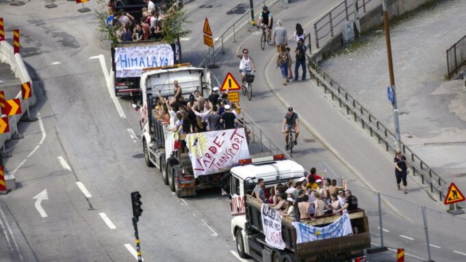 Transportstyrelsen oo mamnuucday dabaaldaga ardayda sanadkan ee qalanjabinta dugsiga sare