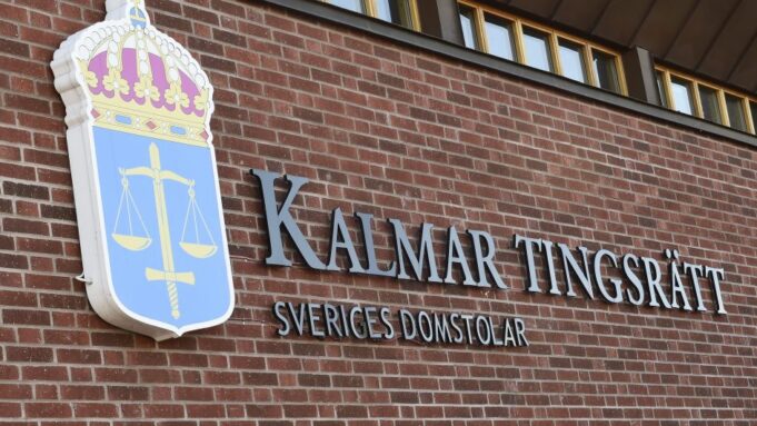 Macalimad loo xiray kufsi ay u geesatay 16 Caruur oo dhigtay goob xanaanada caruurta ah