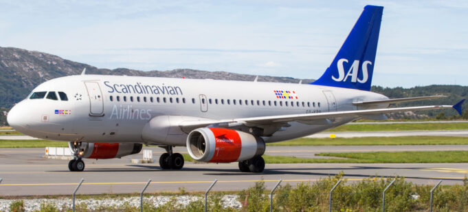 Arlanda:- Shirkada SAS oo joojisay Sadax Duulimaad oo Giriiga ku socday