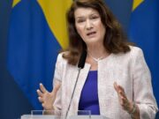 Sweden oo dhimeysa Tirada Shaqaalaha ee kaga sugan Safaarada Ukraine