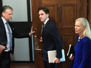 Maxkamada oo fasaxday Safiirkii hore ee Sweden u fadhiyay China