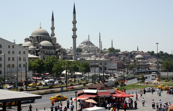 Turkiga oo soo saaray Sharci Cusub oo saameenaya Dadka Ajaanibta iyo Somalida ee Dalkaasi Dagan