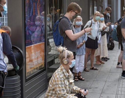 Denmark oo laga diiwaangaliyay Kiisaskii ugu badnaa ee Corona tan iyo bishii May