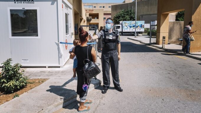 Dadka Swedishka oo Giriiga loo Fasaxay iyo Sharuudo lagu xiray Safarkooda