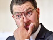 Åkesson oo ka Carooday Dooda Caawa markii loogu yeeray (nazist?)