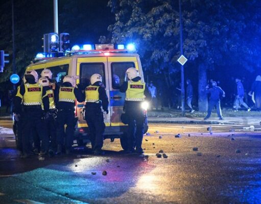 Malmö:- Kacdoon ka dhashay Quraanka Kariimka oo lagu gubay Xaafada Rosengård