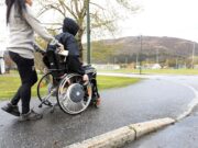 Sweden oo mushaharka u kordhisay Shaqaalaha u shaqeeya Dadka Caawinta u baahan ee (personlig assistent)