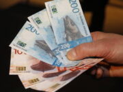 Maxkamadeynta Qoys ku Nool Eskilstuna oo lagu Amray Bixinta 433 kun Kr