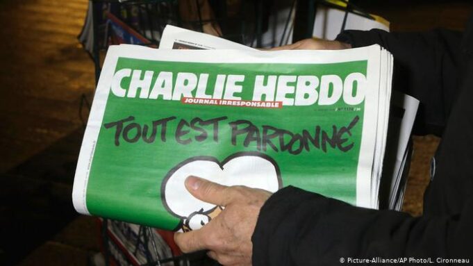 Wargeyska Charlie Hebdo oo markale daabacay sawiro laga sameeyay Nebi Maxamed (NNKH)