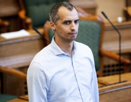 Denmark oo Sadex Sano ku Xukumeysa Wadaadkii Furiin ka celiya Haweenka