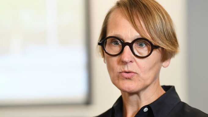 Xafiiska Shaqada Sweden oo sheegay in Shaqo la’anta Sweden ay hoos u dhacday