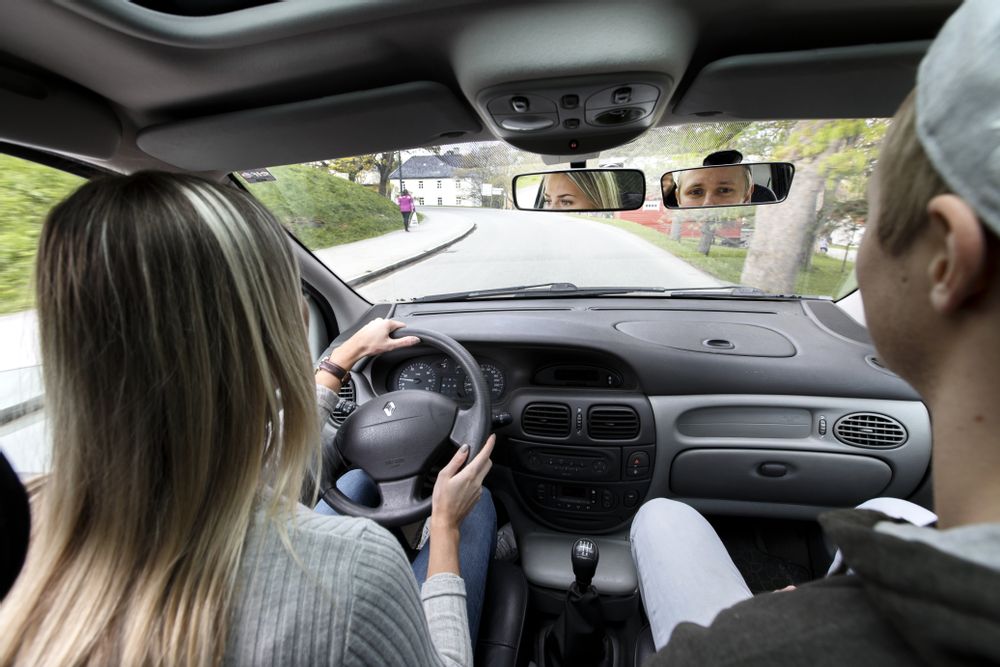 Leysinka wadista Gawaarida oo loo ogolaanayo Caruurta 16 sano jir-ka ah ee ku nool Tuulooyinka Norway