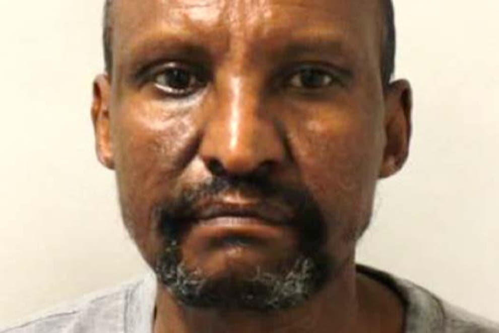 Darawal Somali ah oo xaaskiisa ku dilay UK oo danbigaasi lagu helay